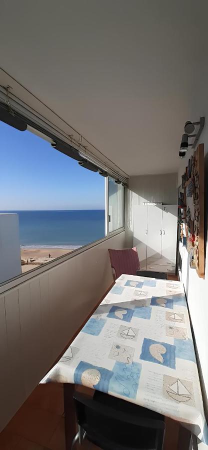 Superbe Appartement - Vue Mer Сент-Илер-де-Рье Экстерьер фото